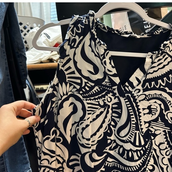 3 Crown & Ivy dresses - Picture 11 of 11